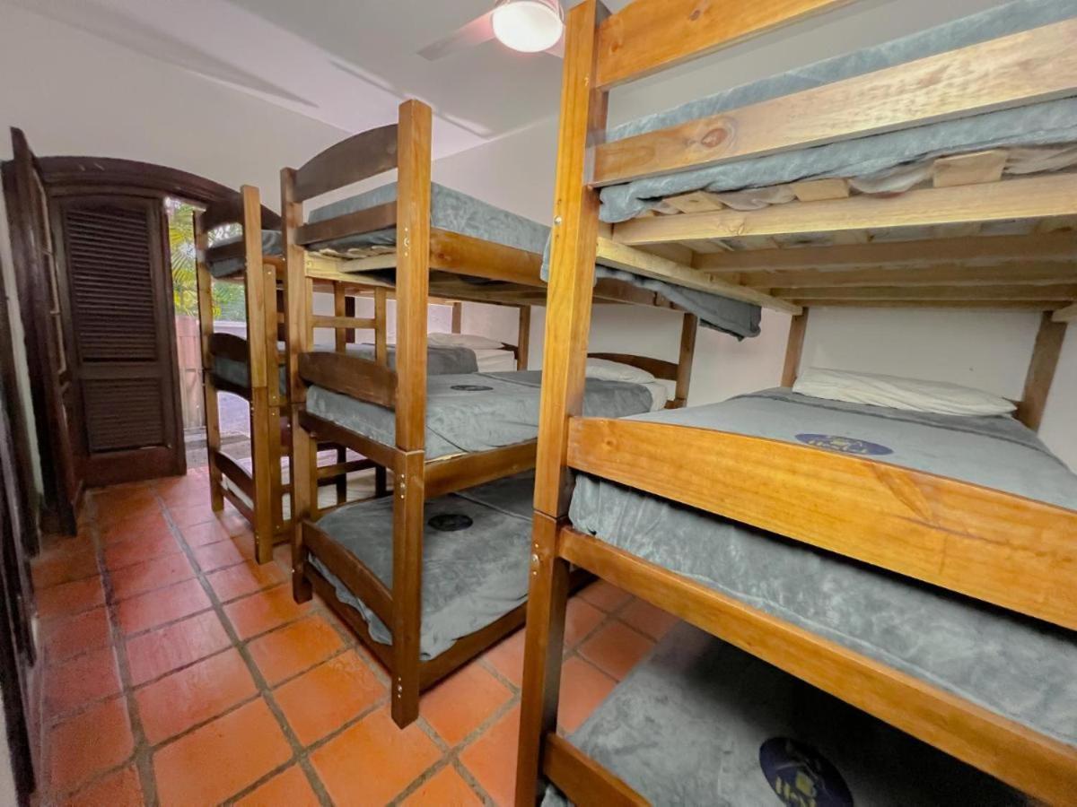 Beer Hostel Suites Privativas, Compartilhadas E Smart Camps Ilhabela Dış mekan fotoğraf